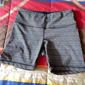 90 Degree by Reflex gray woven active shorts beach, swim, summer S, 5” inseam